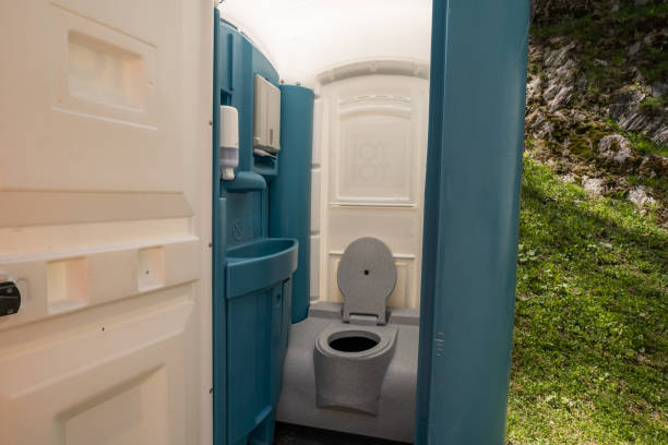 Portable Toilet Options We Offer in Lamesa, TX